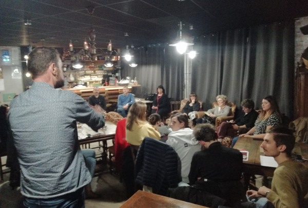 Au-delà des mots : Intégrer les personnes sourdes et malentendantes, un atout pour l'entreprise